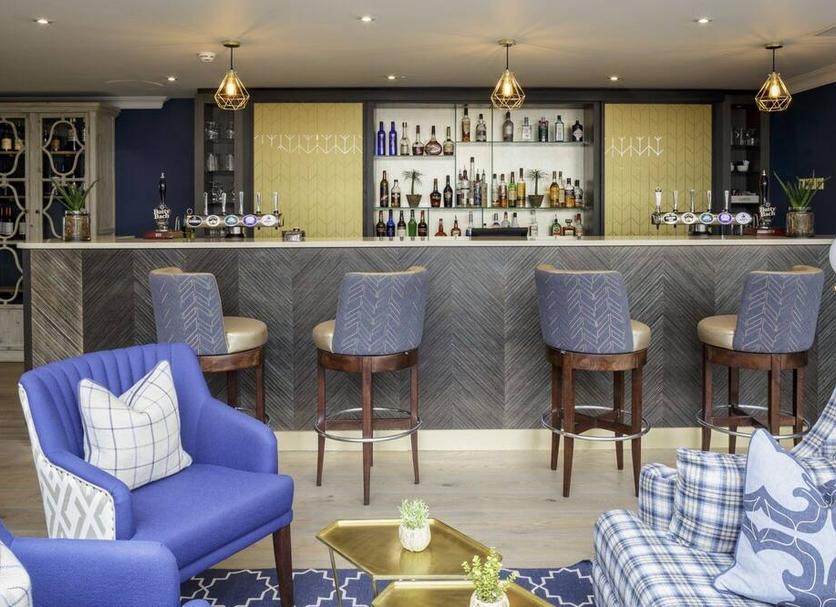 Bar Photo