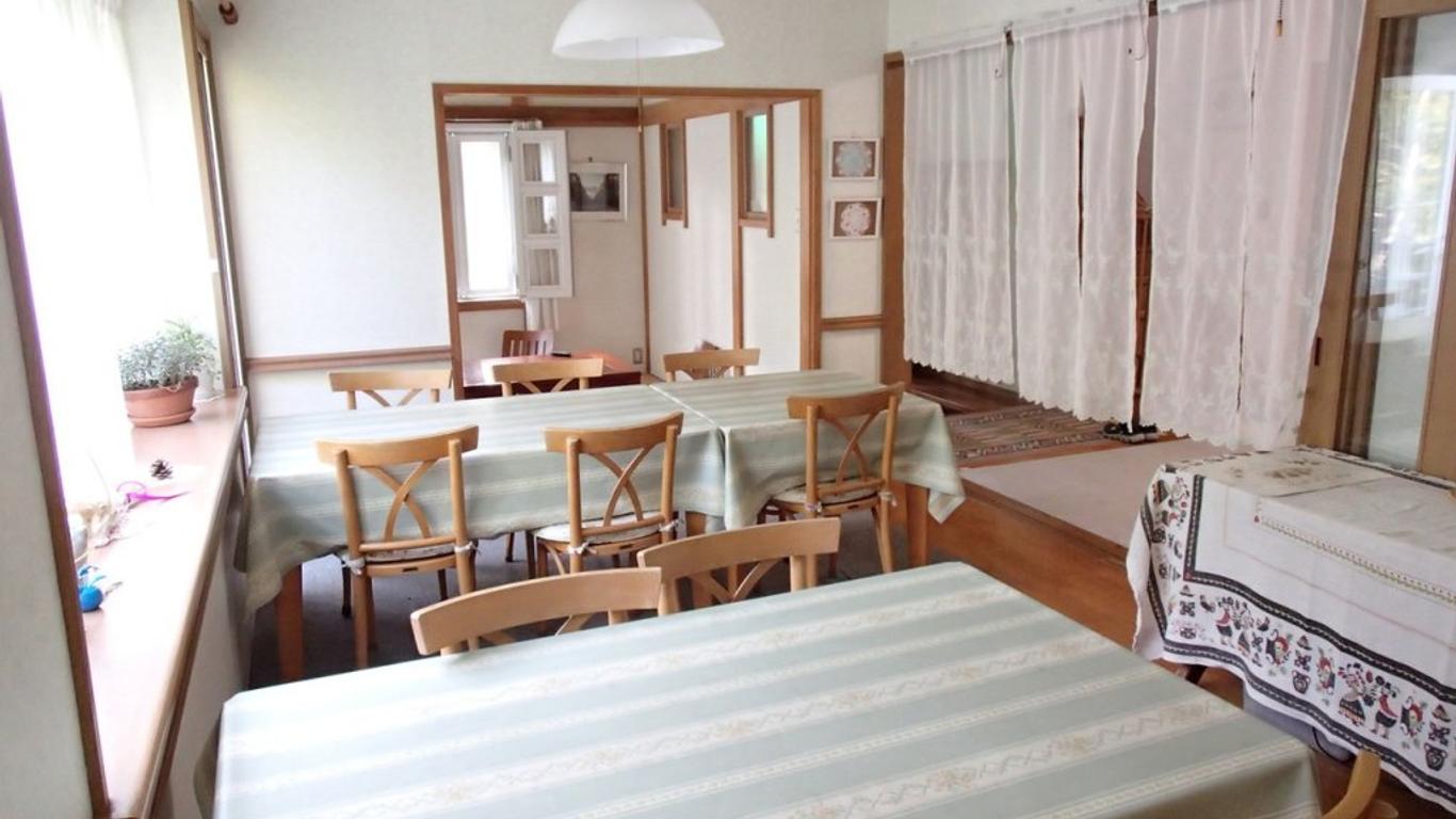 Yatsugatake Pony Youth Hostel