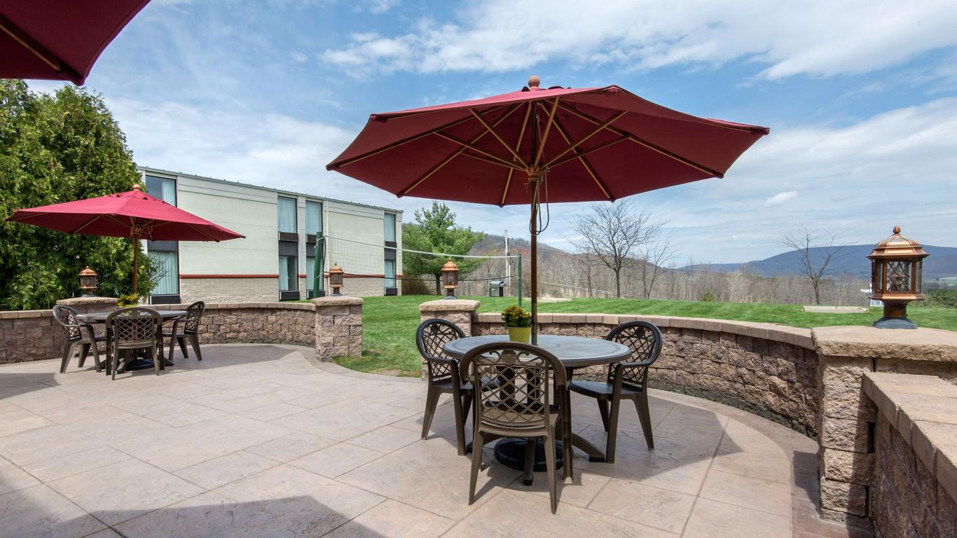 Quality Inn & Suites