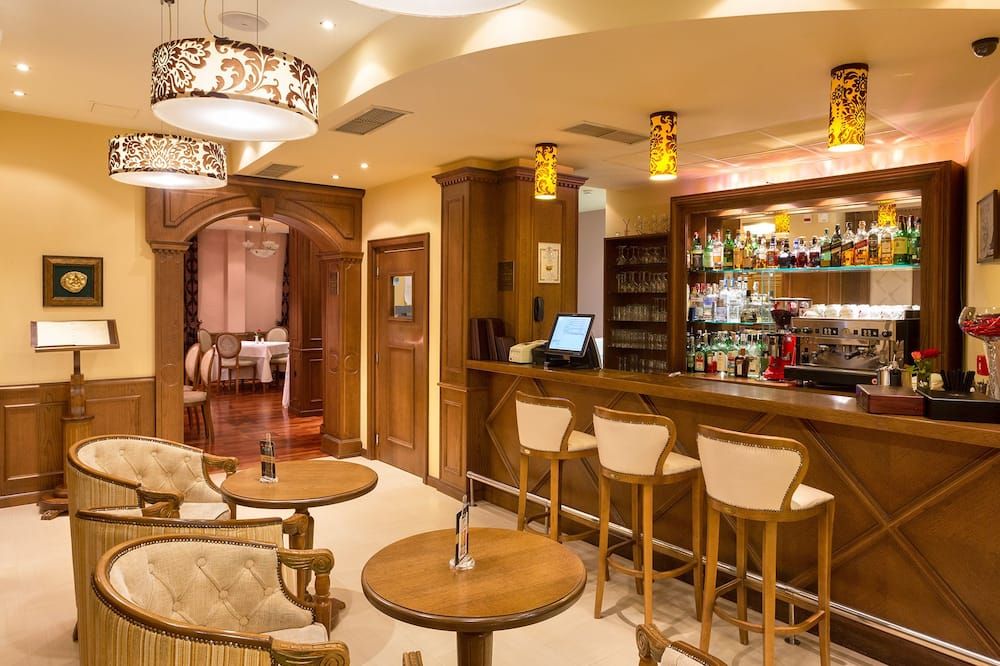 Bar Photo