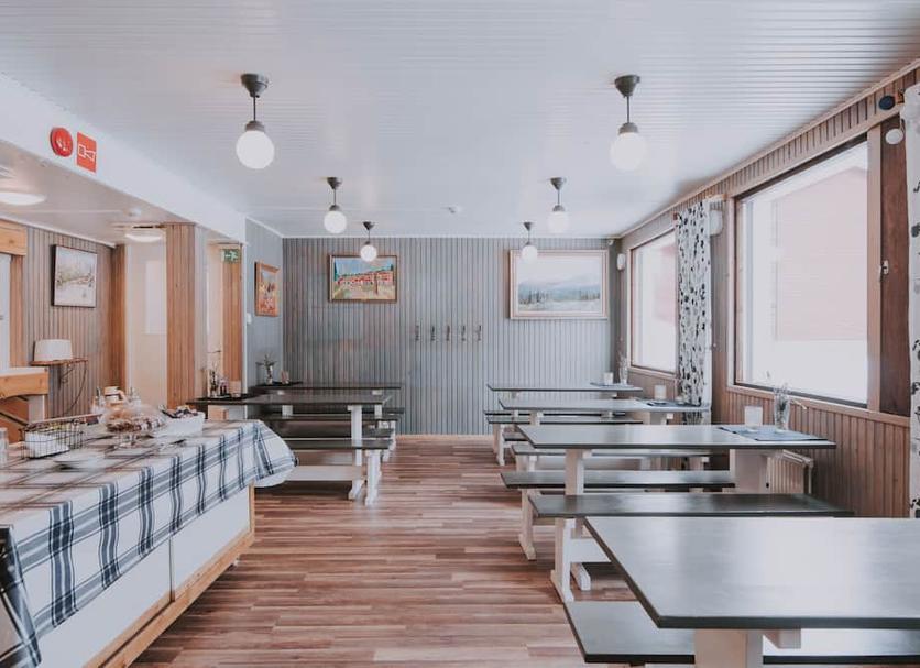 Restaurant Photo