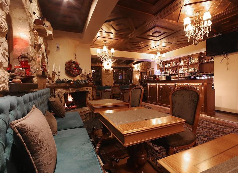 Bar Photo