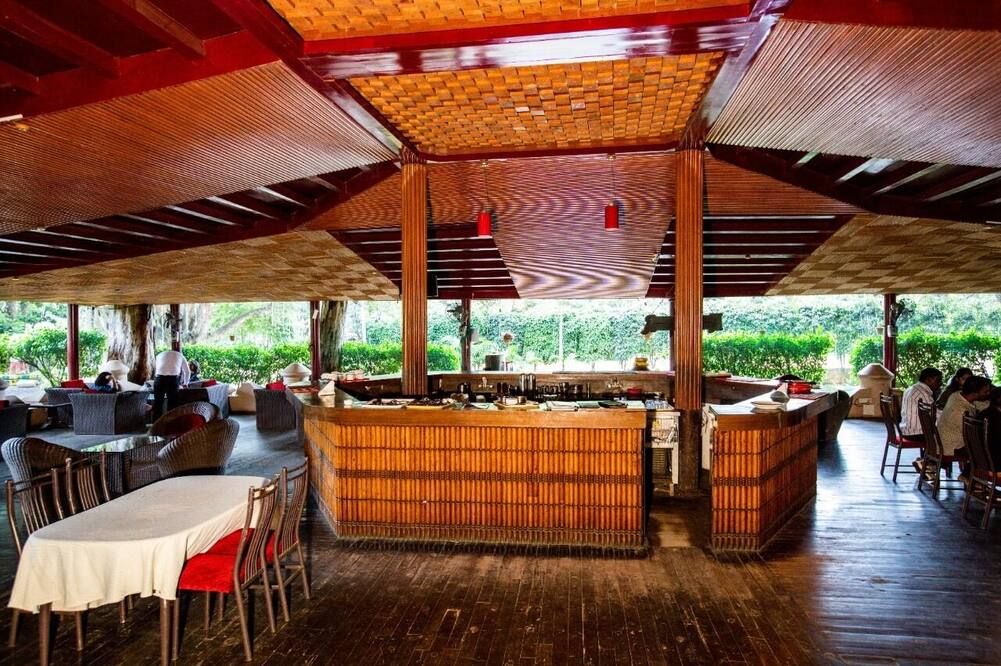 Bar Photo