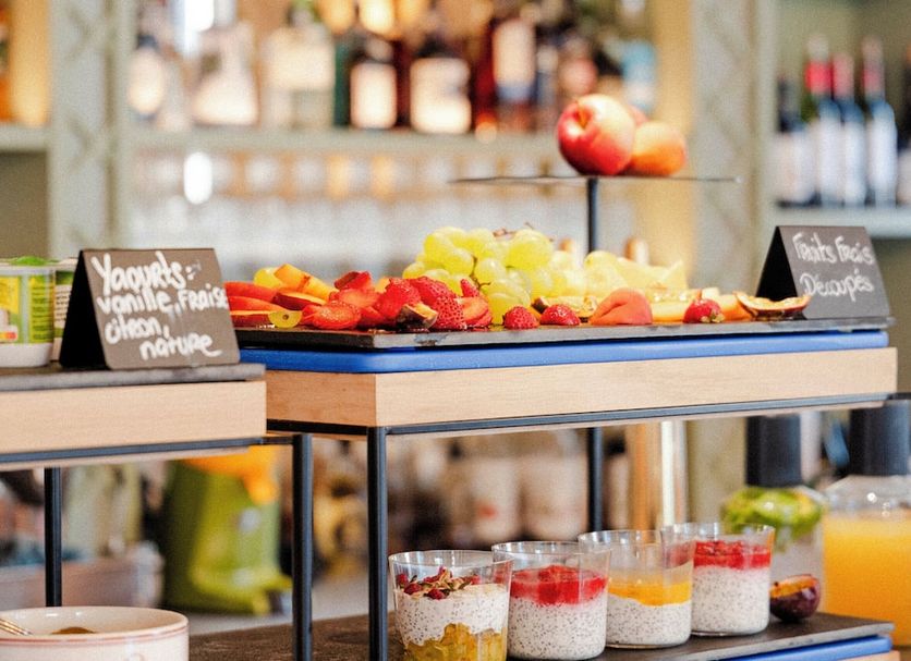 Buffet Photo