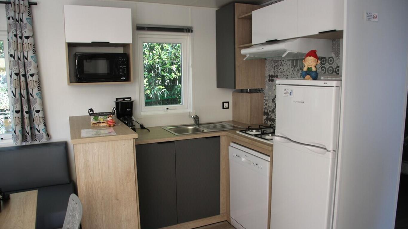 Camping De l'Etang Du Pays Blanc