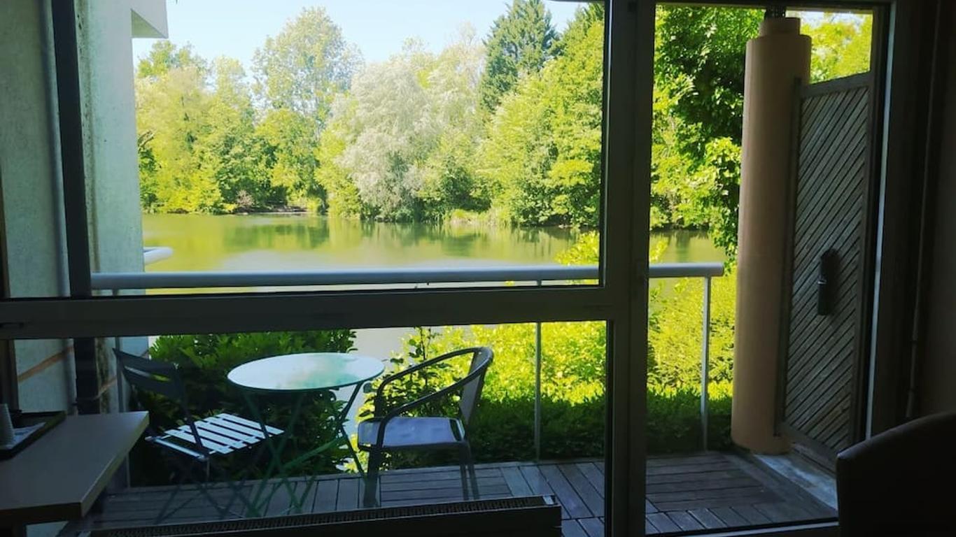 Hôtel L'ile Du Saussay