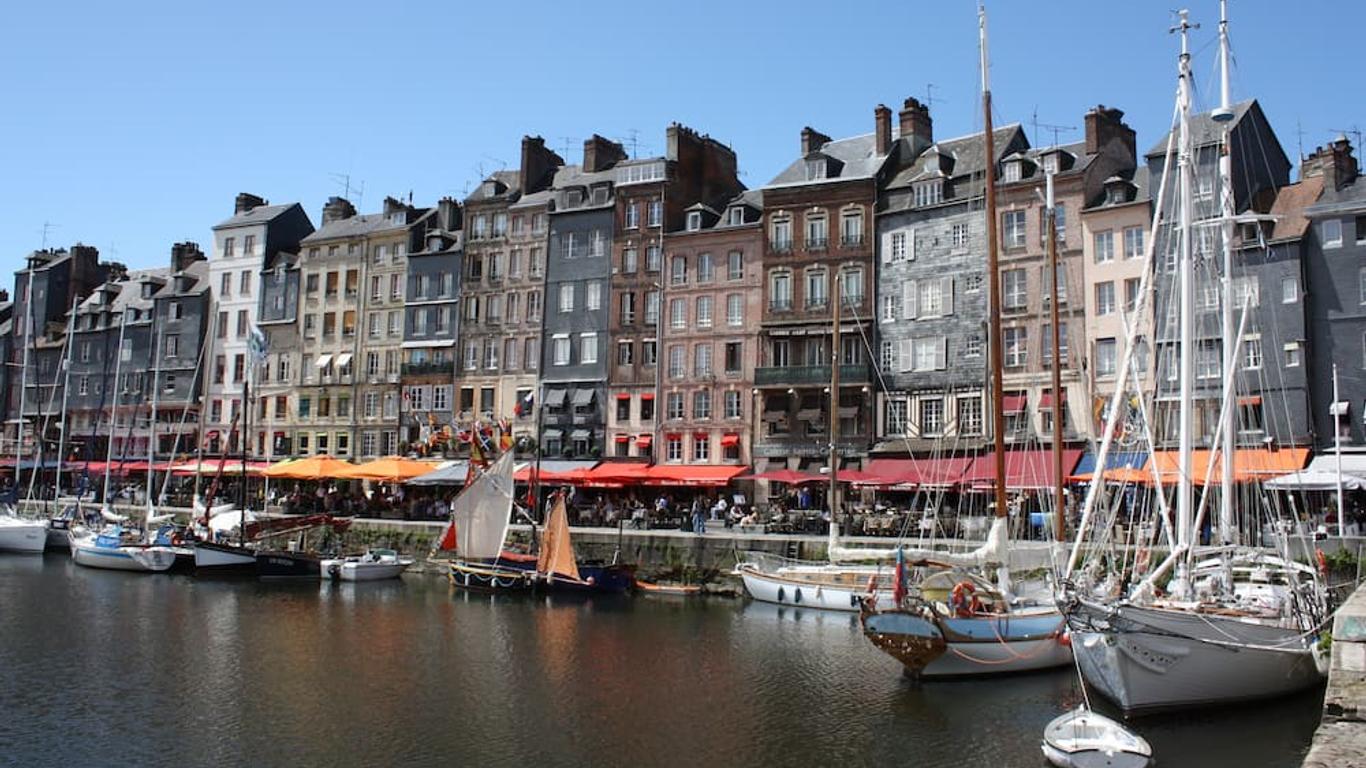-La Batisse -Parking privé -Coeur historique - La Clef de Honfleur
