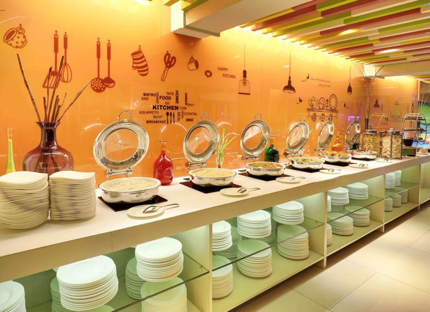 Buffet Photo