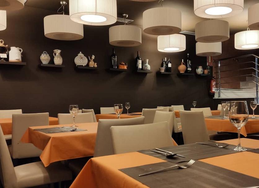 Restaurant Photo