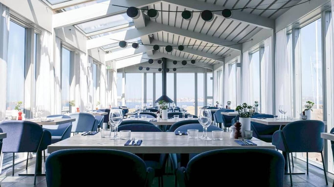 Gullmarsstrand Hotell & Konferens