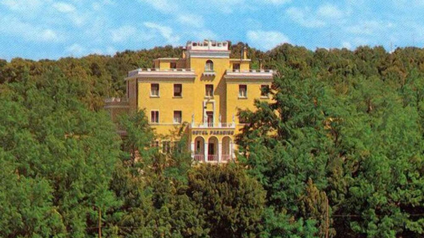 Hotel Paradiso