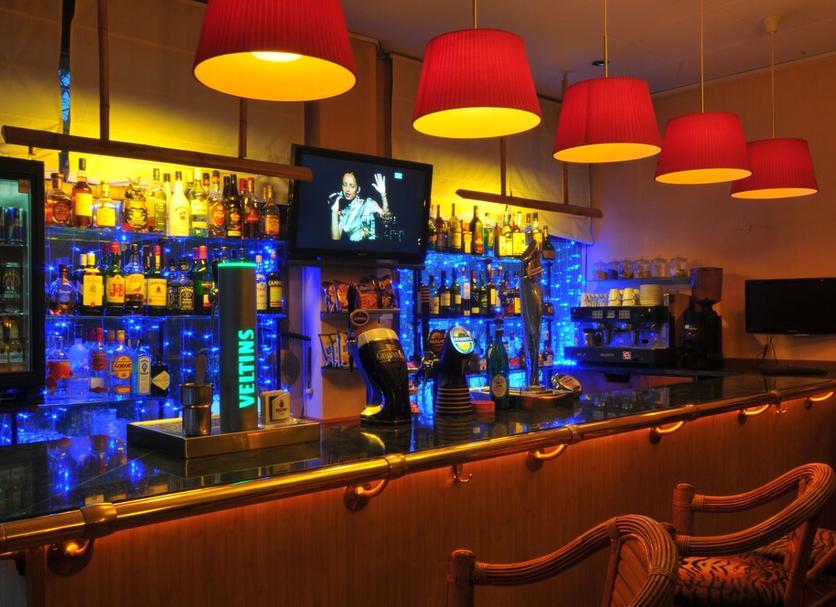 Bar Photo