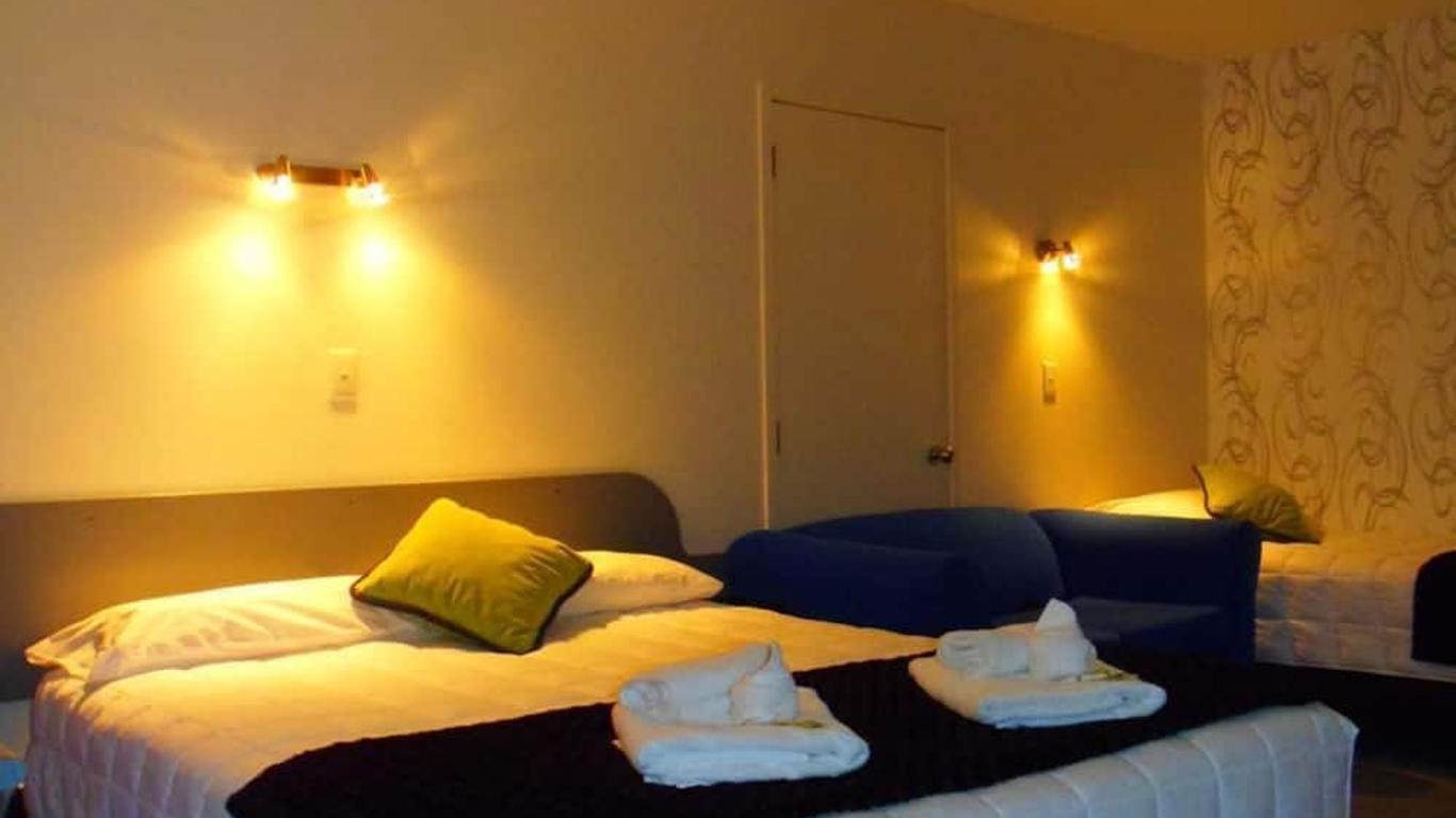 Kapiti Lindale Motel & Conference Centre