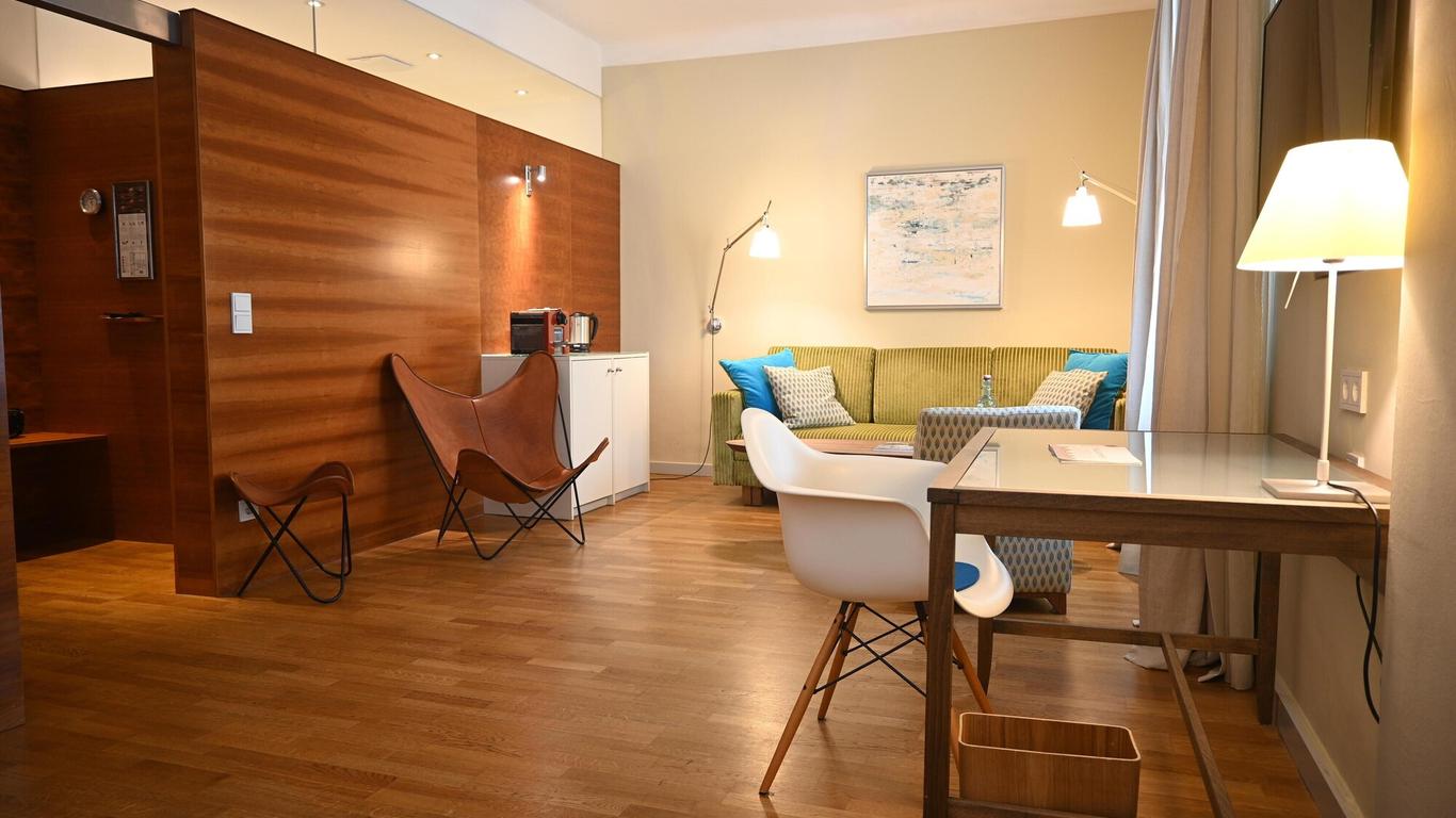 Boutique Hotel & Villa Auersperg