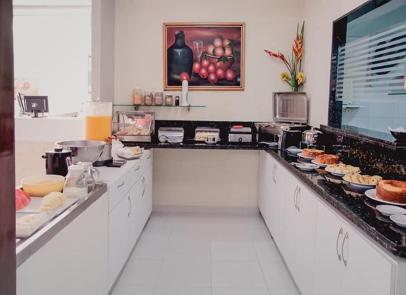 Buffet Photo