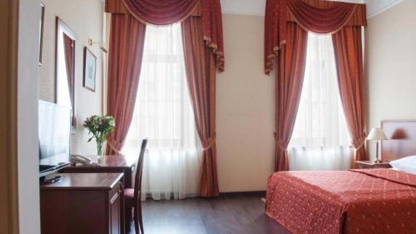 Martin Style Hotel