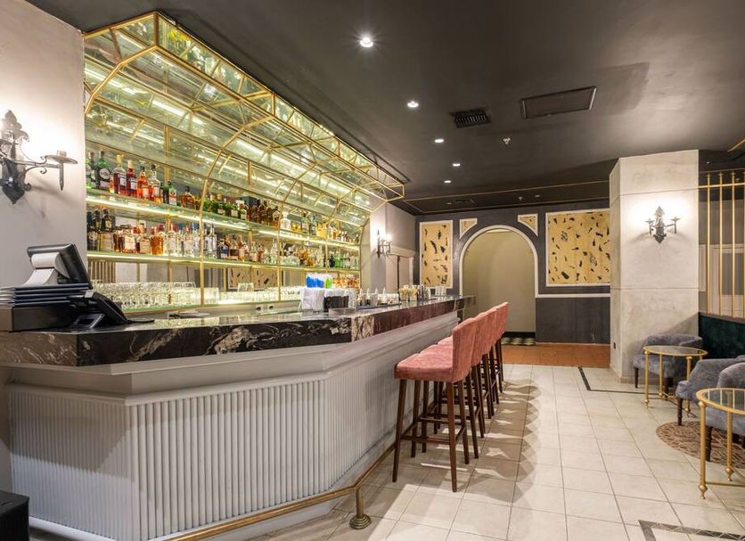 Bar Photo