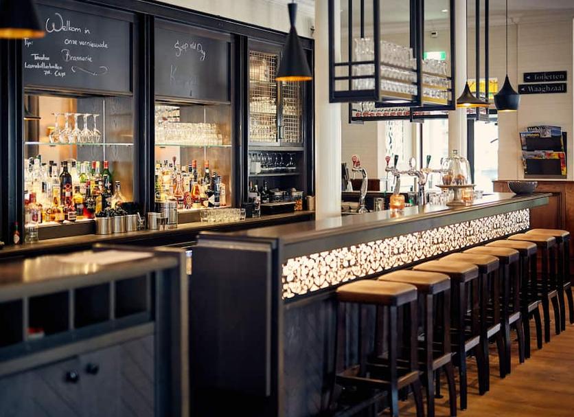Bar Photo