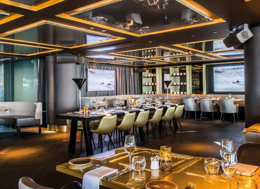 Restaurant Photo
