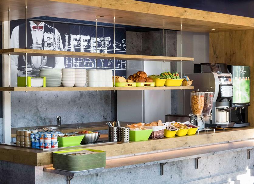 Buffet Photo
