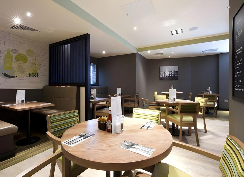Restaurant Photo