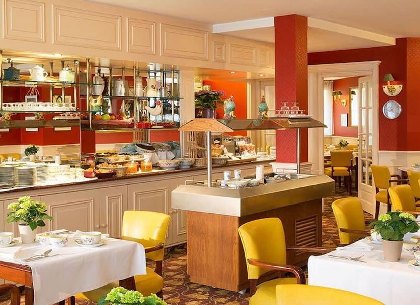 Restaurant Photo