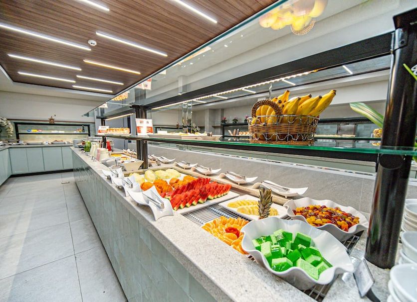 Buffet Photo