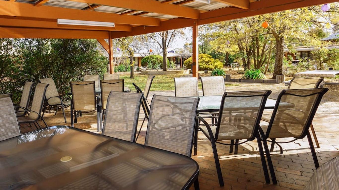 River Country Inn