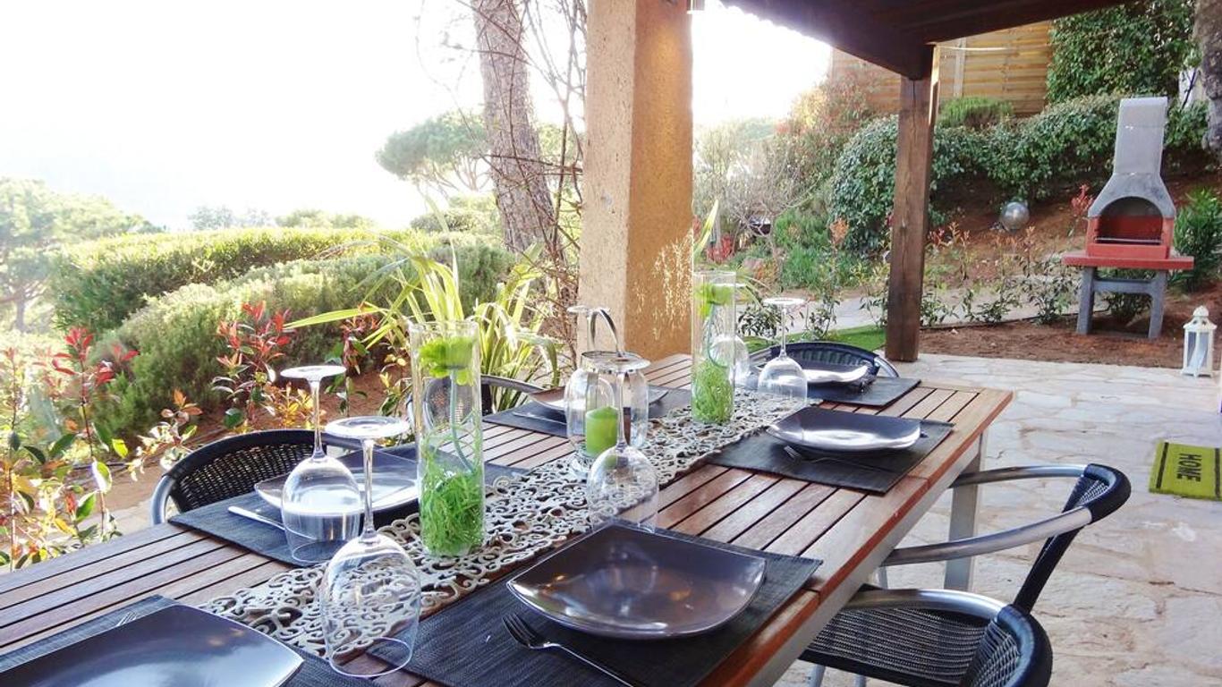 Residence Bellavista à Santa Giulia, proche de la plage et vue mer