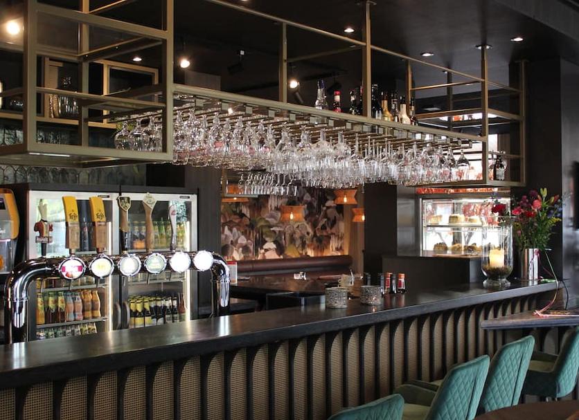 Bar Photo