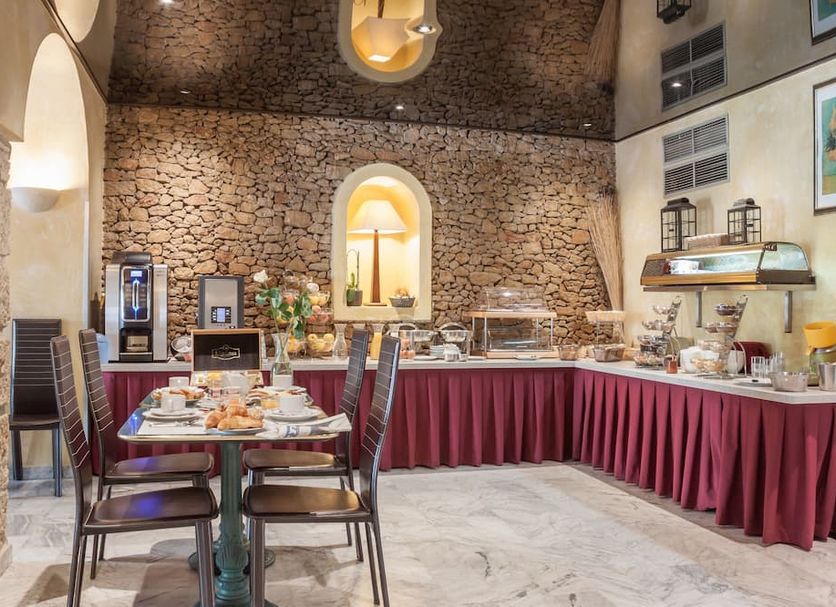 Buffet Photo