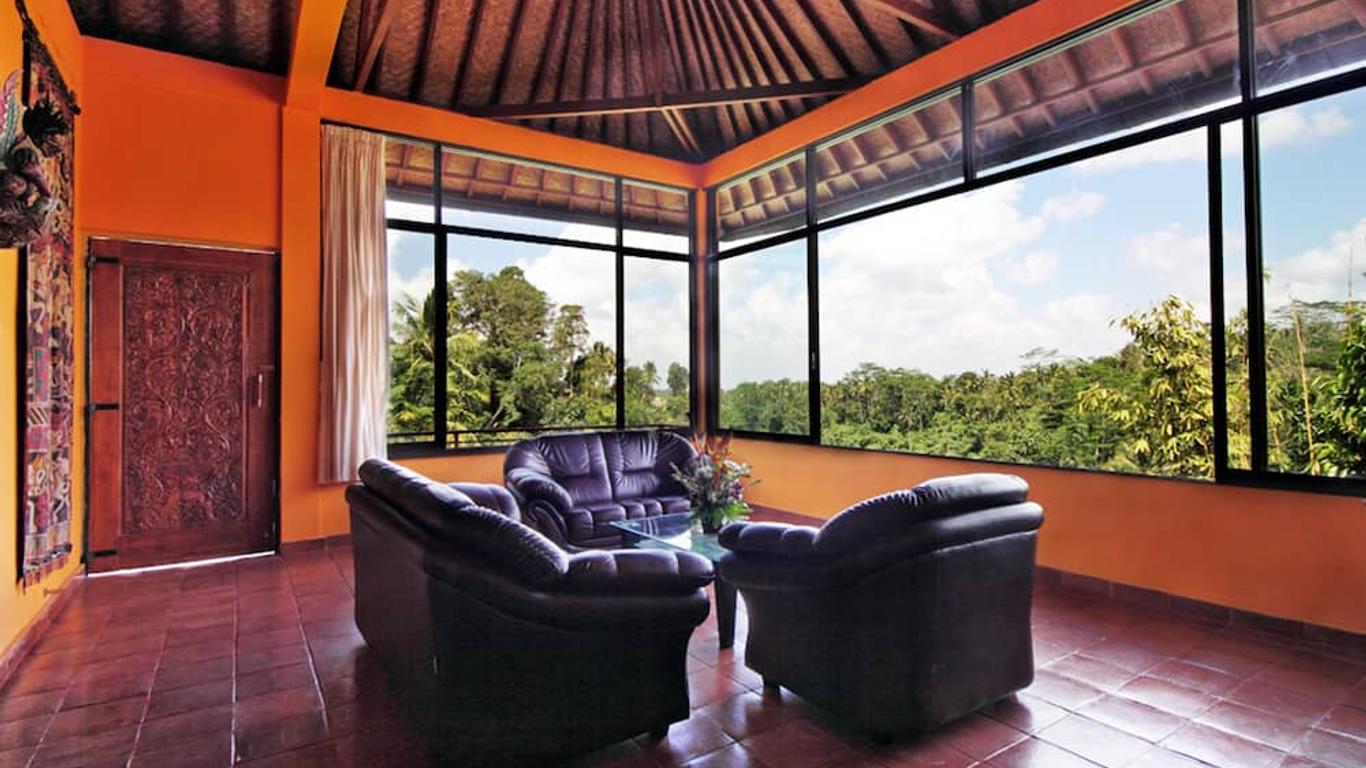 Tanah Merah Art Resort By Agata