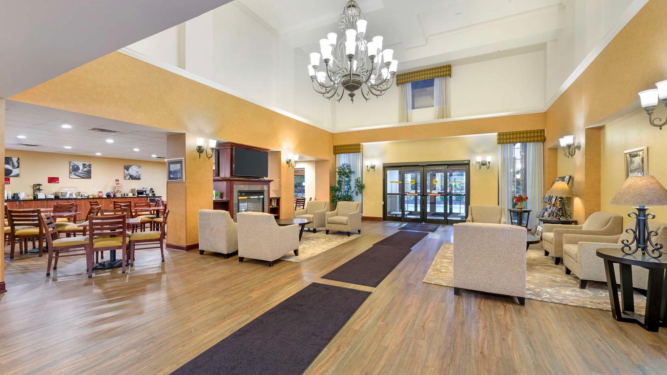 Best Western Plus Victor Inn & Suites