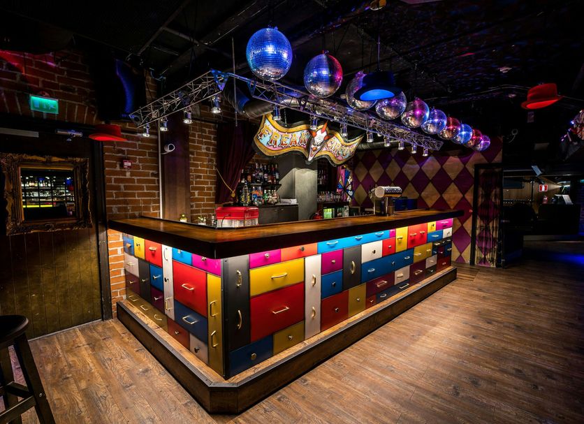 Bar Photo