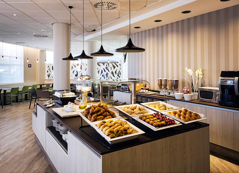 Buffet Photo