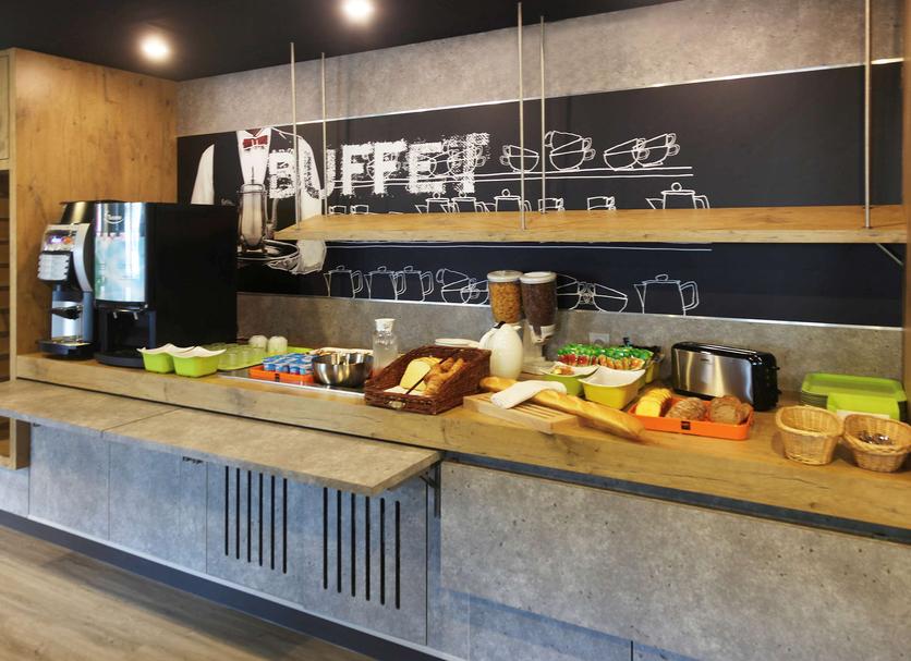 Buffet Photo