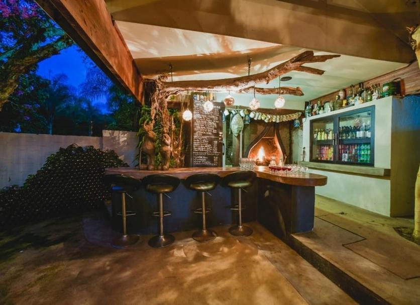 Bar Photo