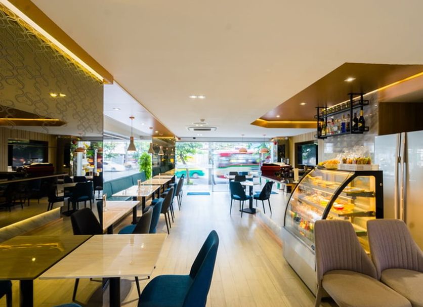 Restaurant Photo