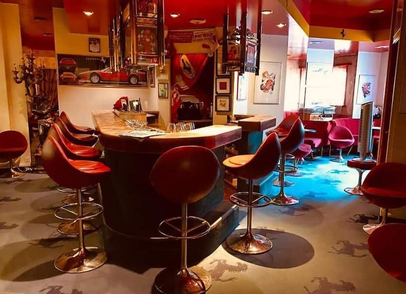 Bar Photo