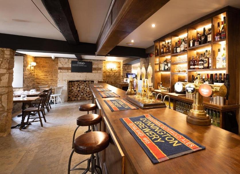 Bar Photo