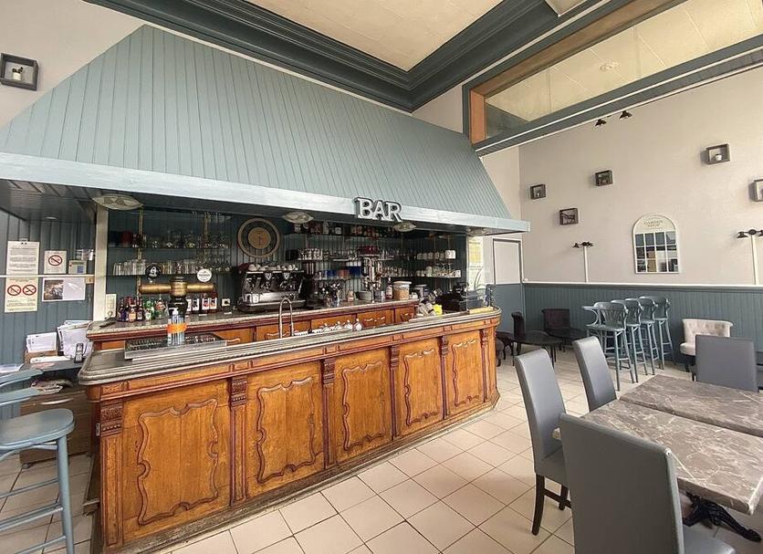 Bar Photo