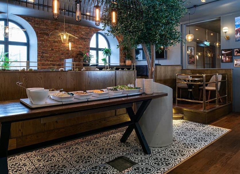 Restaurant Photo