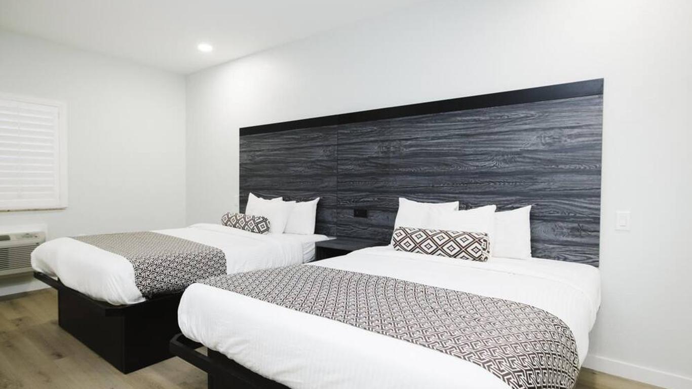 Sapphire Inn and Suites