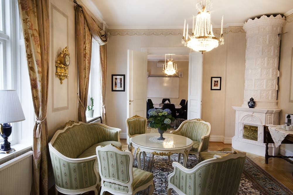 Salon