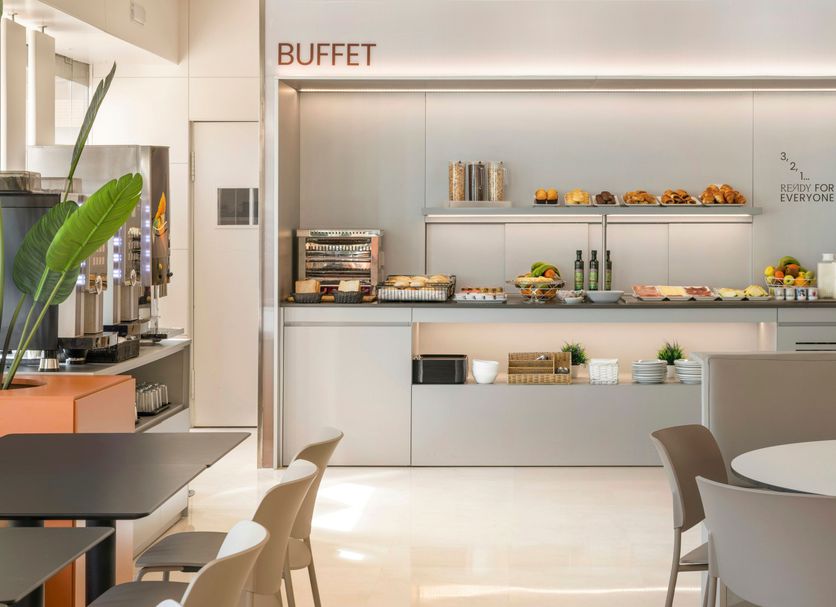 Buffet Photo