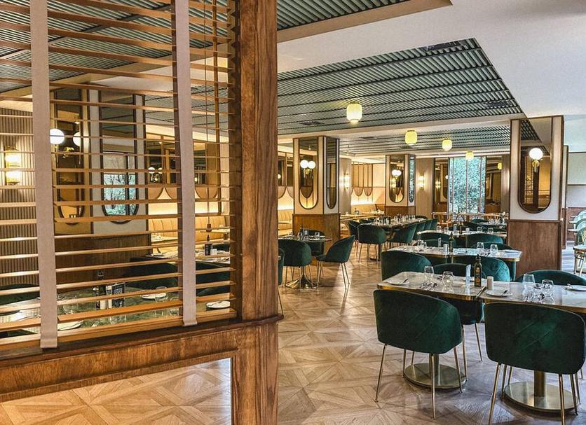 Restaurant Photo
