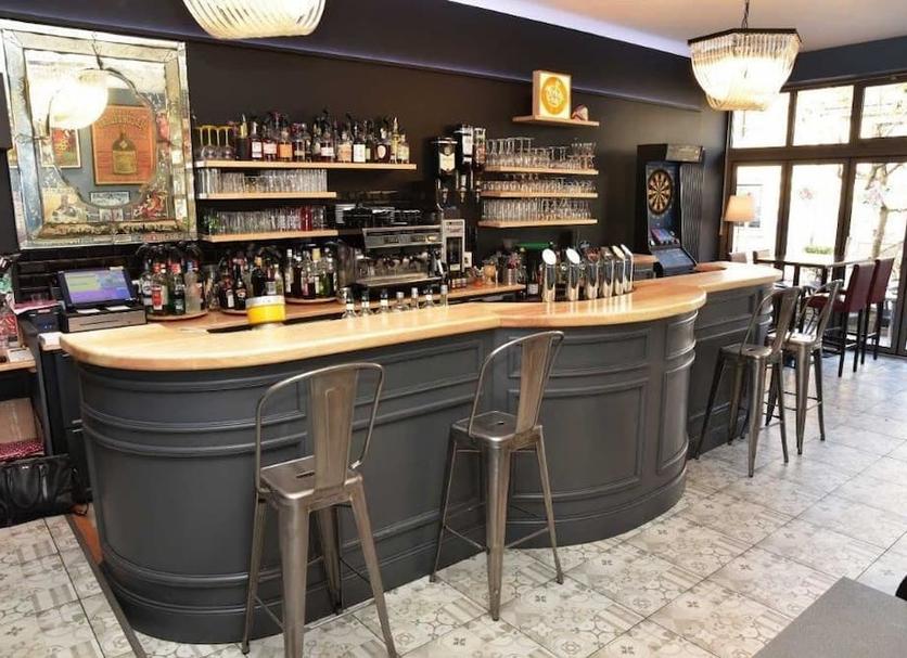 Bar Photo