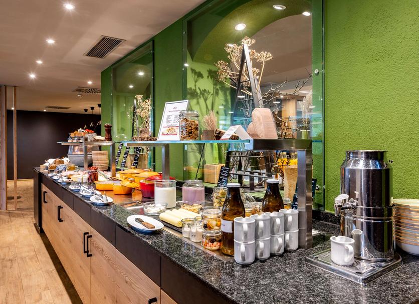 Buffet Photo