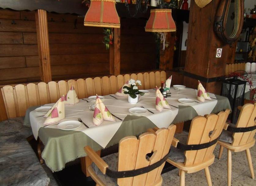 Restaurant Photo