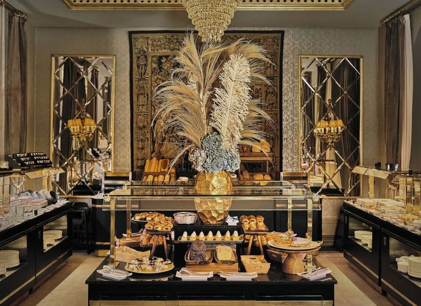 Buffet Photo